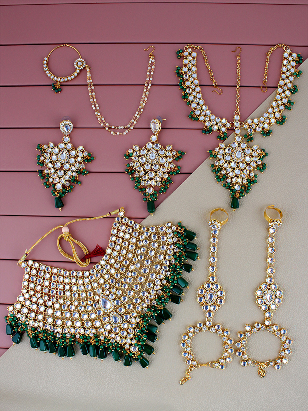 LUCKY JEWELLERY Gold-Plated Kundan Studded & Beaded Choker Bridal Jewellery Set