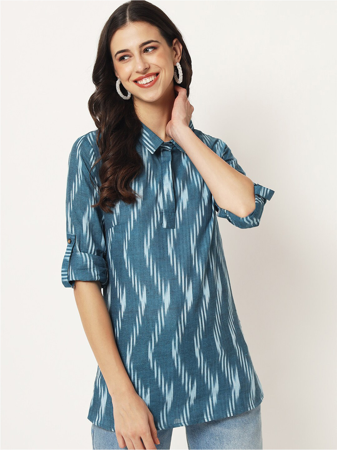 Vastraa Fusion Ikkat Printed Roll-Up Sleeves Top