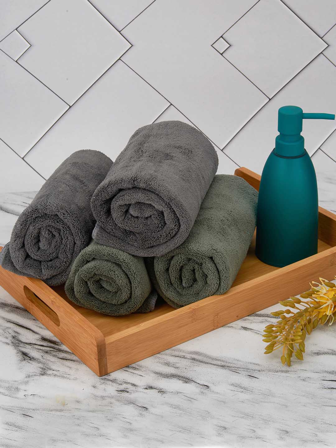 Black gold Set of 2 Solid 650 GSM Pure Cotton Hand Towels