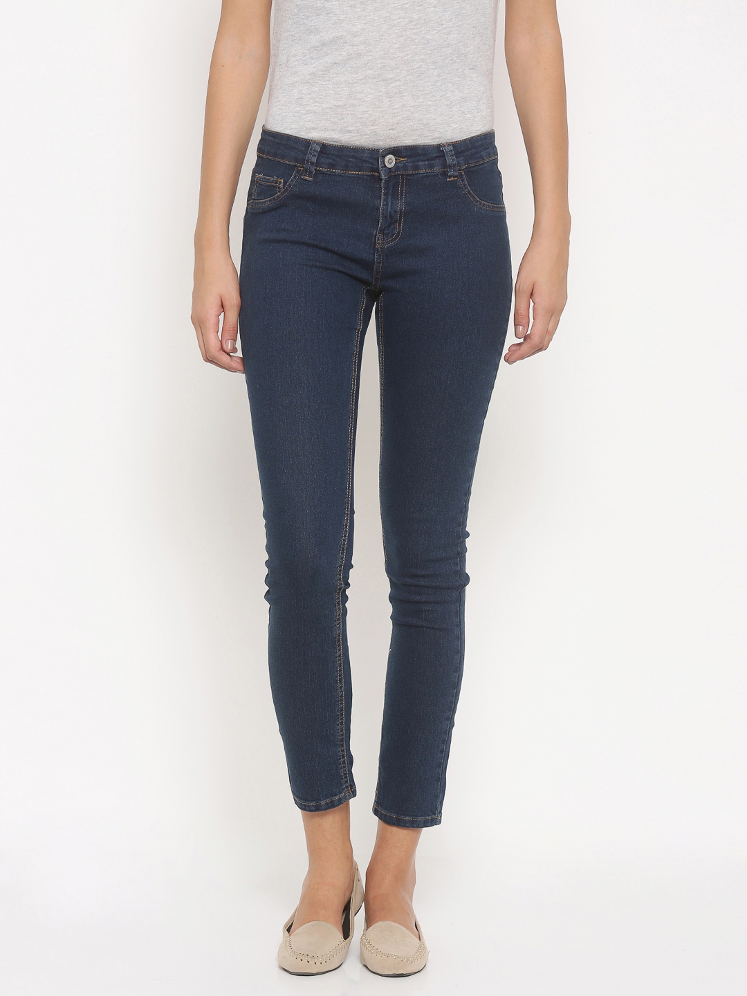 Pink Woman Blue Jeggings