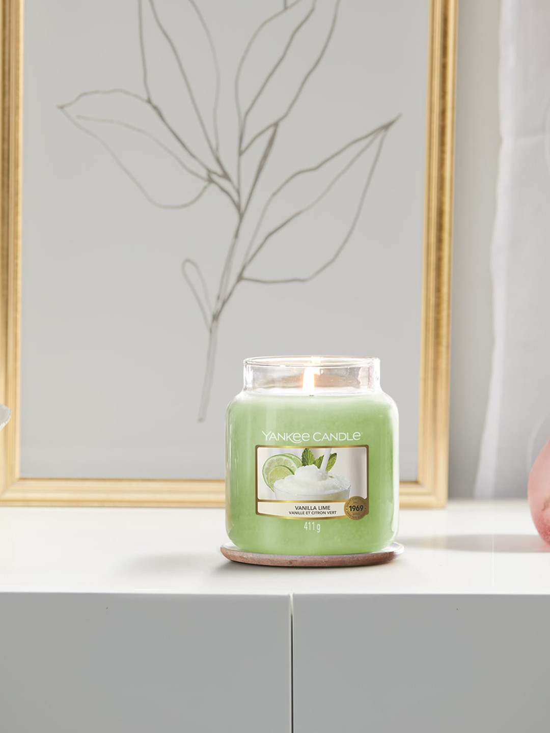 YANKEE CANDLE Scented 1 Wick Vanilla Lime Solid Geometric Regular Jar Candles