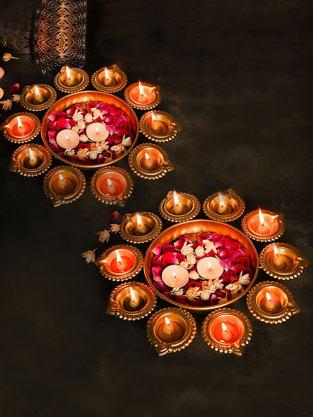 TIED RIBBONS Set of 2 Gold-Toned Solid Urli Decorative Bowls