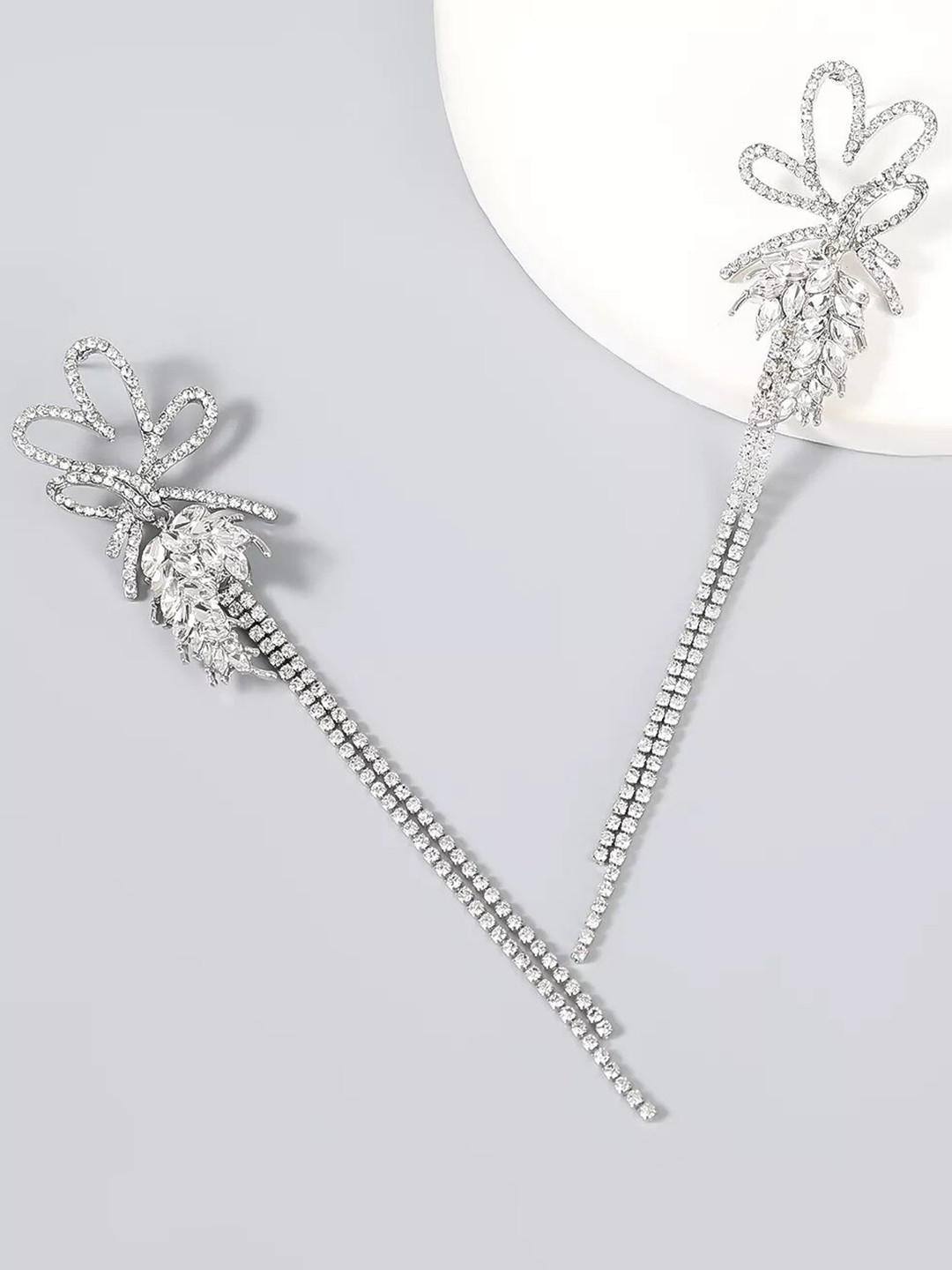 AVANT-GARDE PARIS Leaf Shaped Drop Earrings