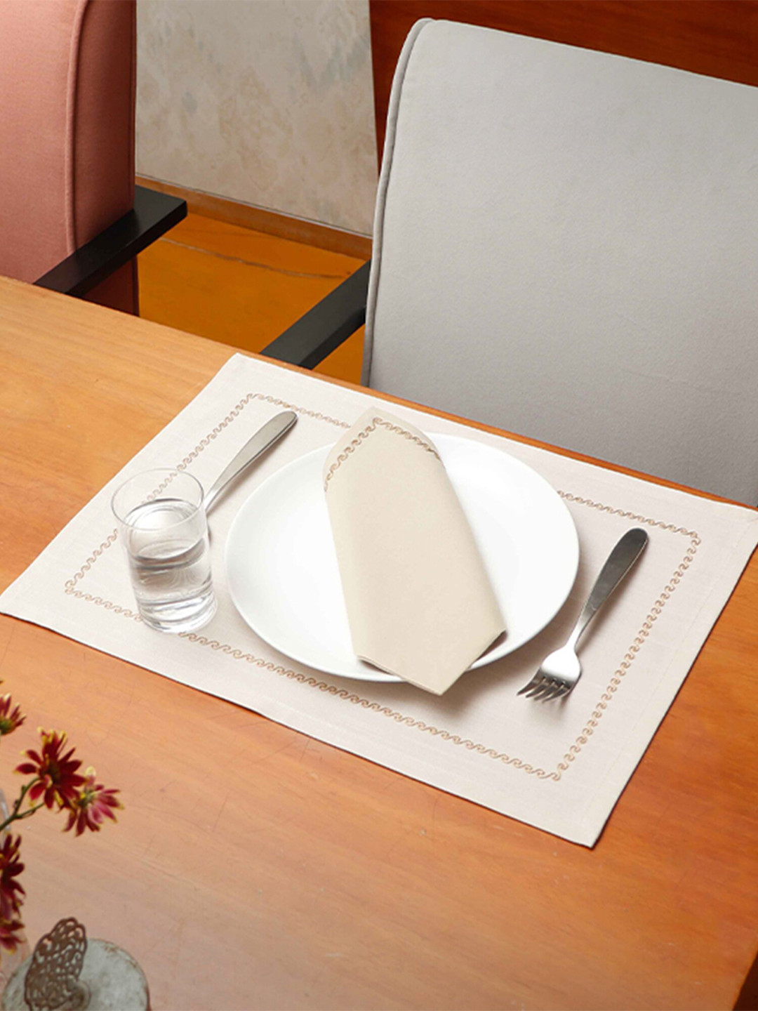ZEBA Set Of 6 Off-White Cotton Table Placemats & Napkins