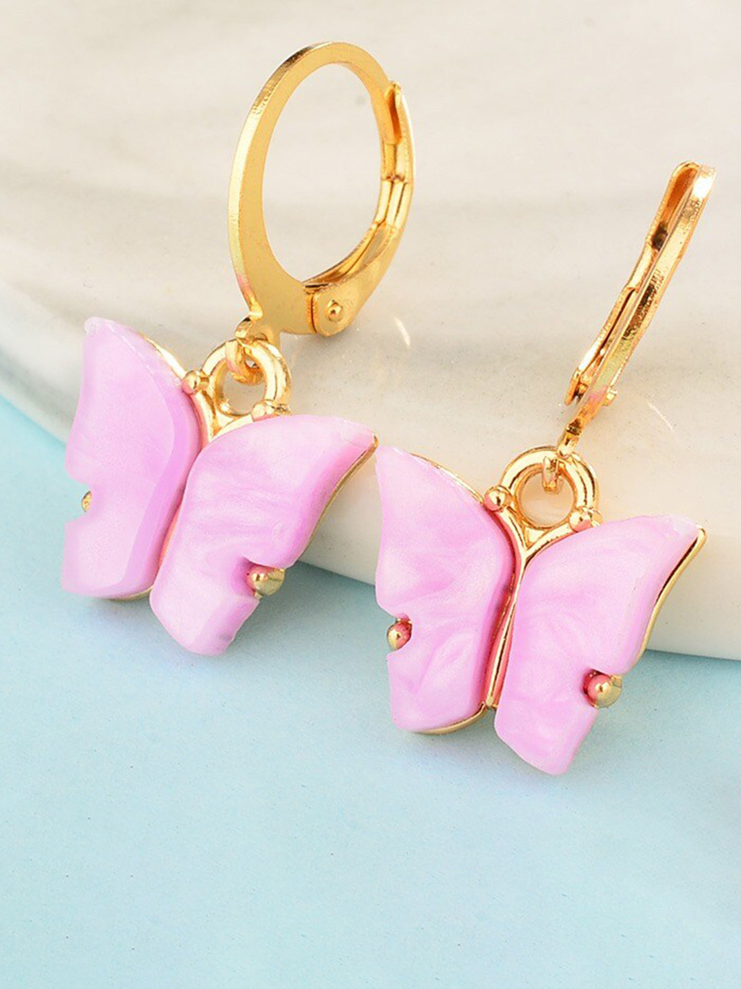 Pinapes Pink Classic Hoop Earrings