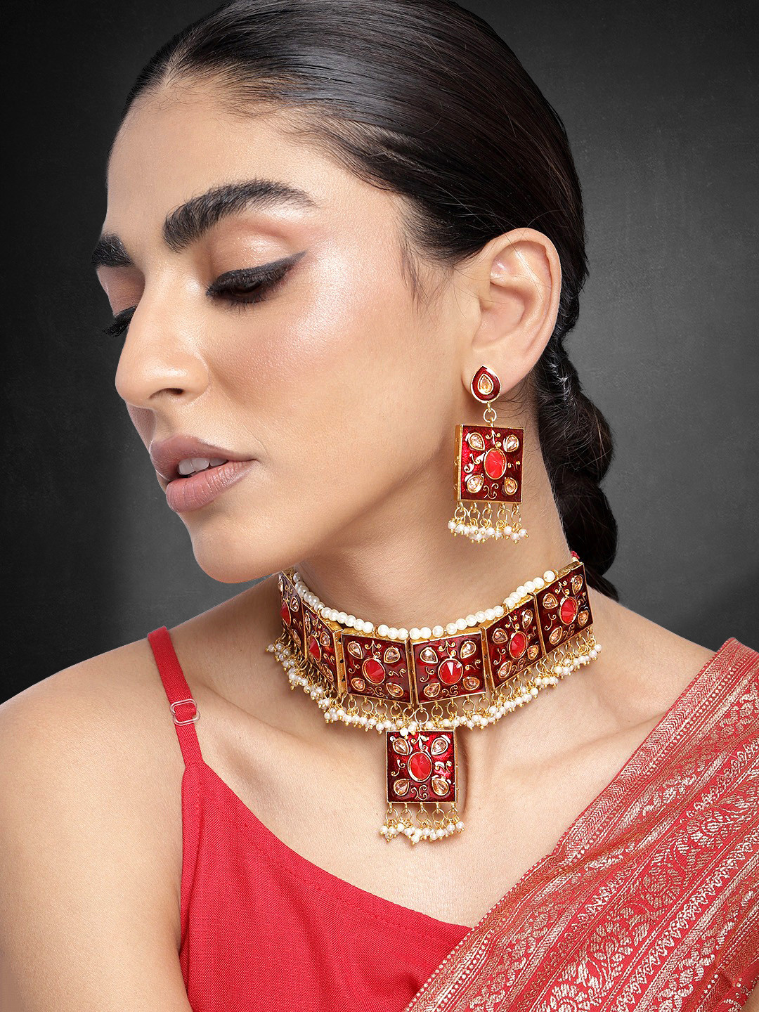 Peora Maroon & White Gold Plated Kundan Pearls Meenakari Choker Necklace Jewellery Set