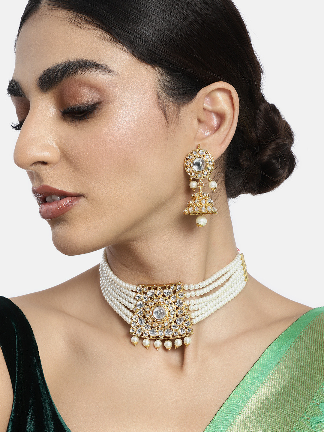 Peora Gold-Toned & Magenta Beaded and Stone Studded Choker Jadau Jewellery Set
