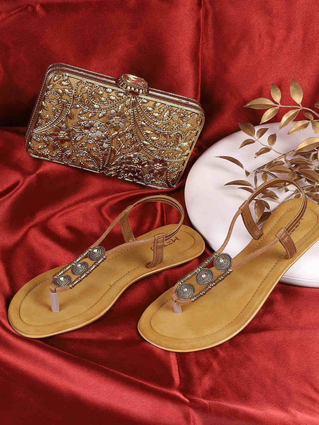 Metro Women Round Toe Backstrap Open Toe Flats Flats With Western - Embellished