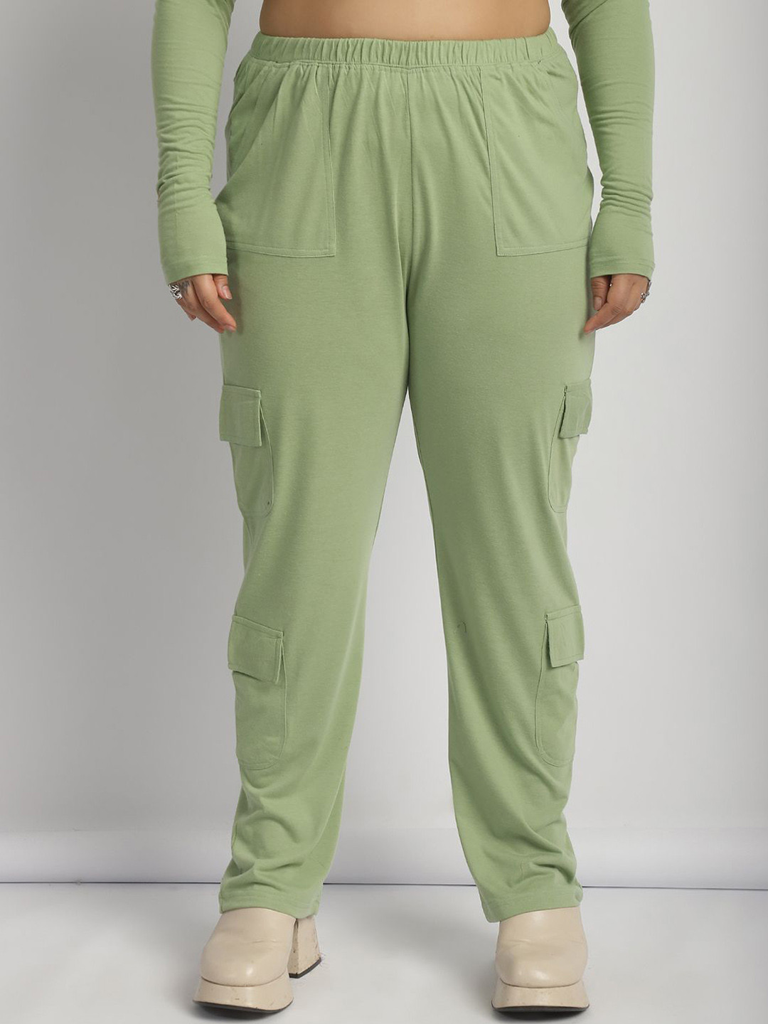 thkgrlz Women Plus Size Relaxed High-Rise Easy Wash Cargos