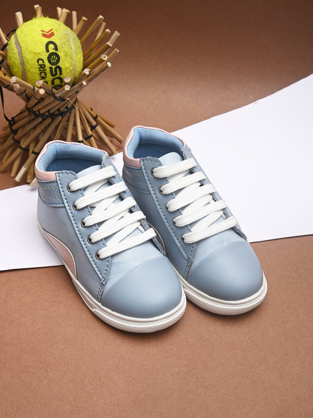 STEFENS Unisex Kids Lightweight Round Toe Lace-Ups Sneakers