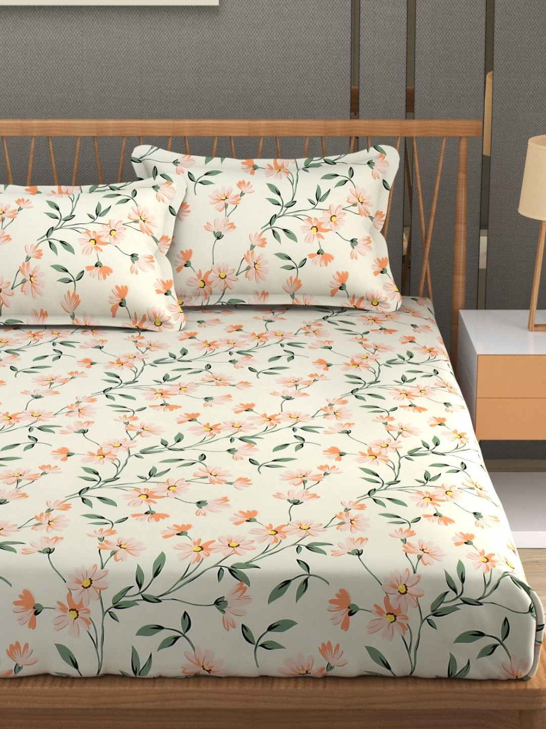 MallowWorld Green Floral Microfiber 200 TC Fitted Queen Fine Bedsheet with 2 Pillow Covers-72 x 60 inches