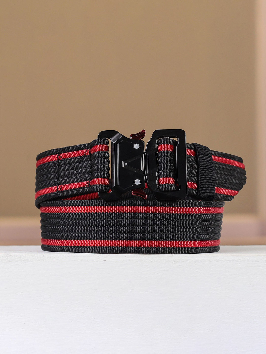 WINSOME DEAL Men Interlock Closure Textured Casual Belt