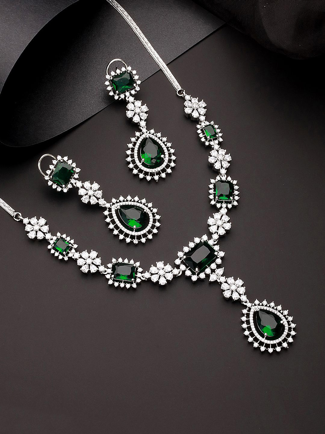 Saraf RS Jewellery AD Studded Jewellery Set