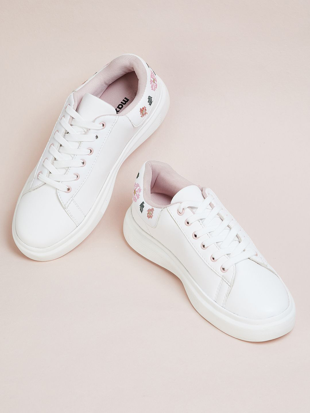 max Women PU Sneakers