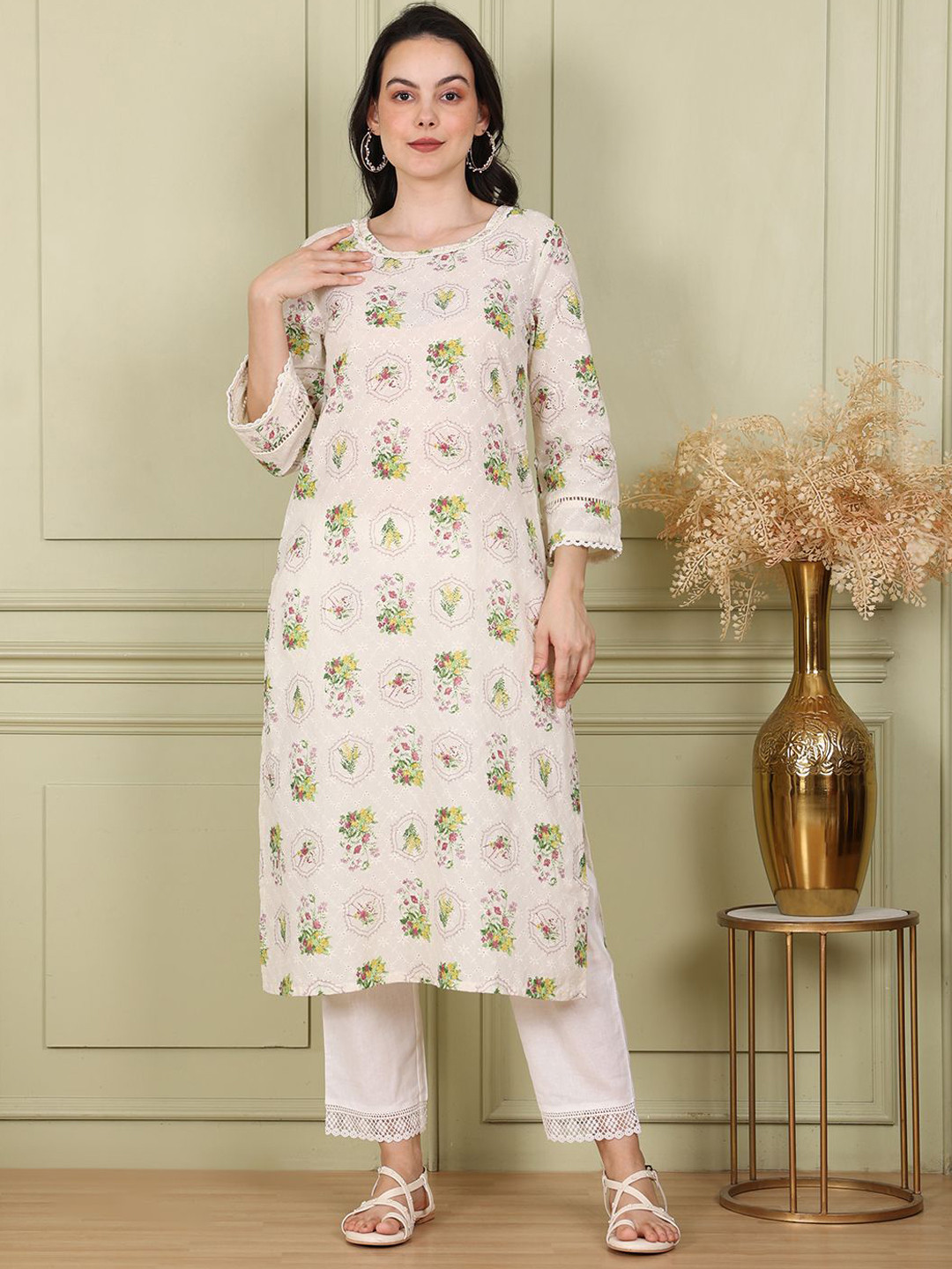 W Women Floral Embroidered Cold-Shoulder Sleeves Mirror Work Kurta