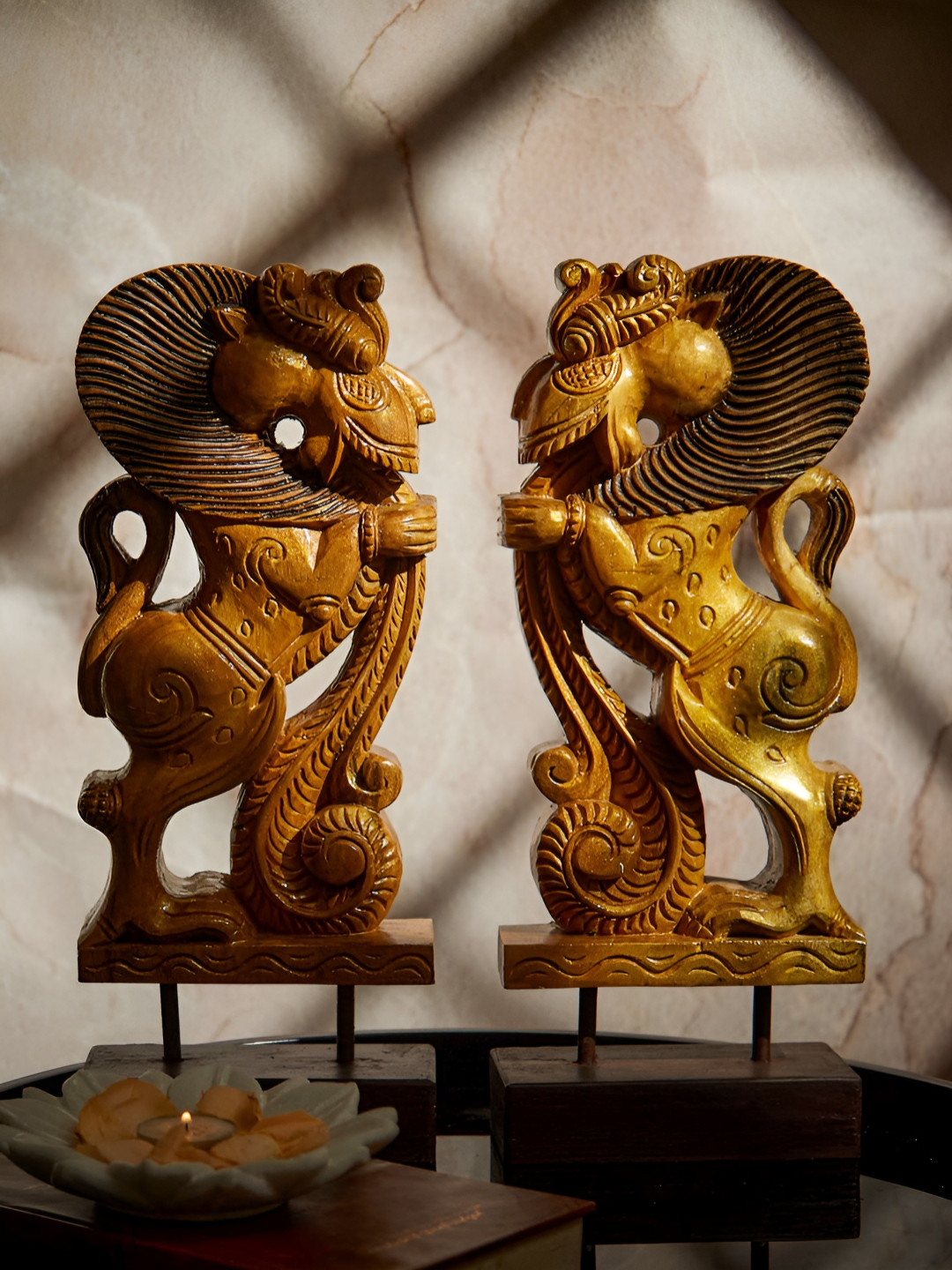 MAATIR DESIGNS indian Lion Cream Wood Natural Home Office Set of 2 Medium Showpieces - 5.9 Inches