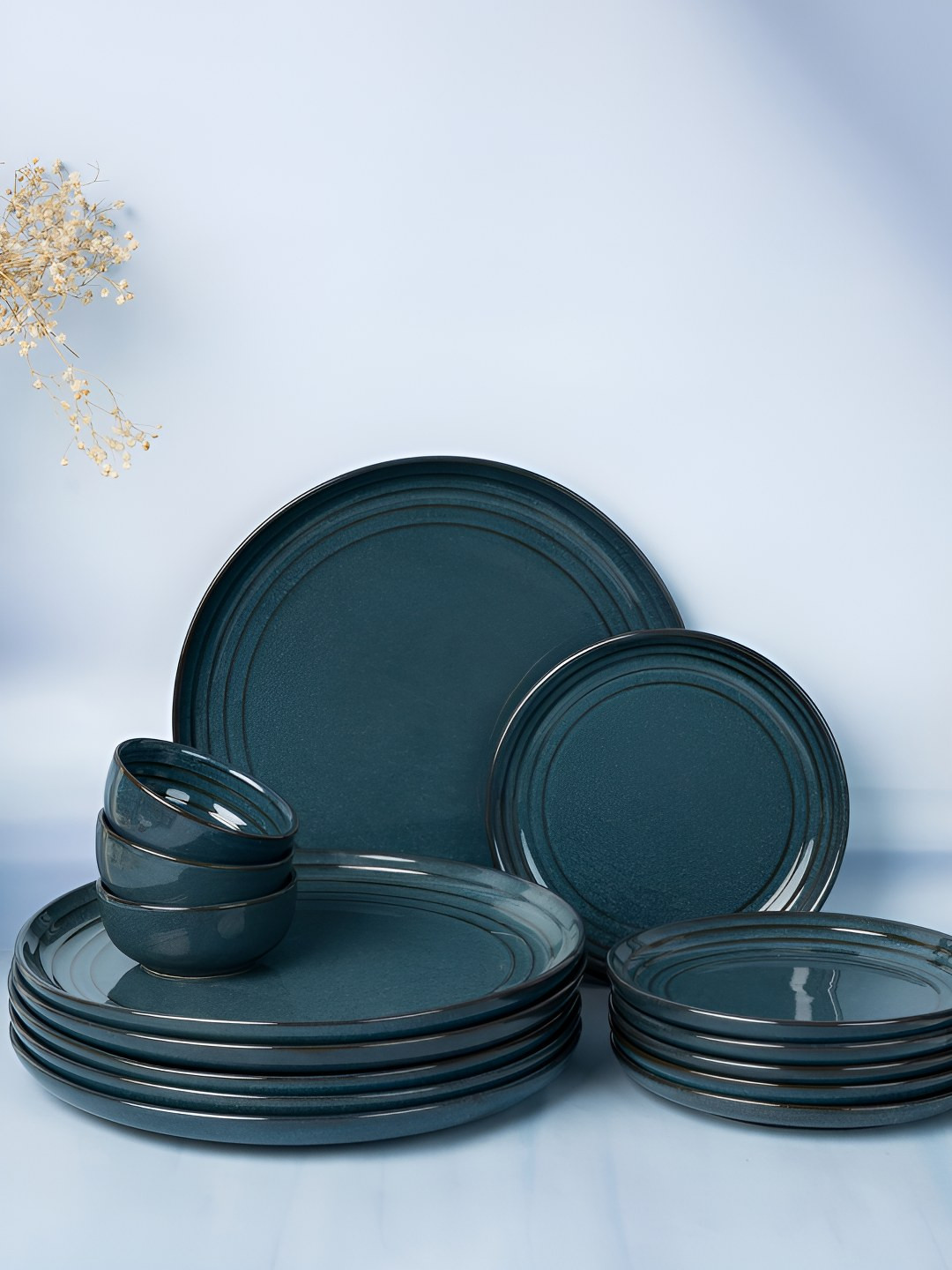 BODHI HOUSE Navy Blue Solid Porcelain Dishwasher and Microwave Safe 18 Piece Dinner Set