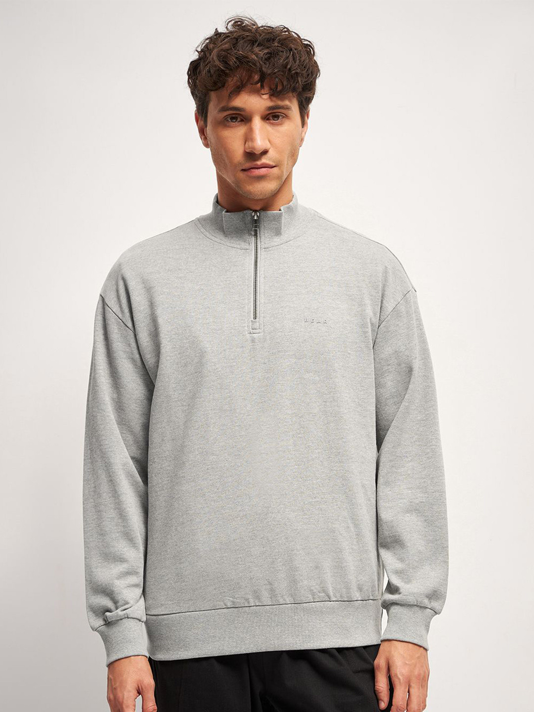 THE BEAR HOUSE Men Solid Relax Fit High Neck Sweatshirt