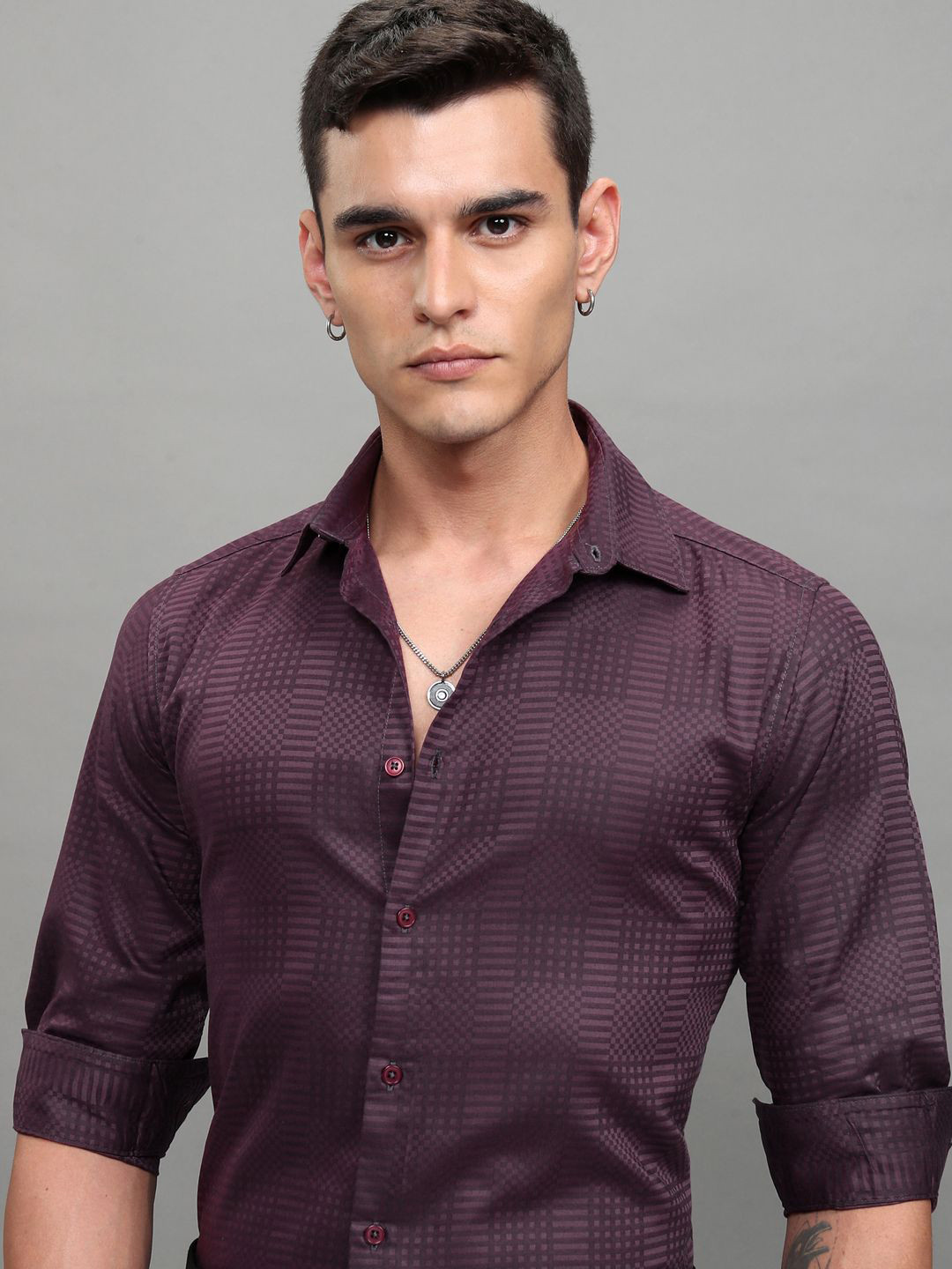 HIGHLANDER Men Dobby Checked Occasion Slim Fit Shirt