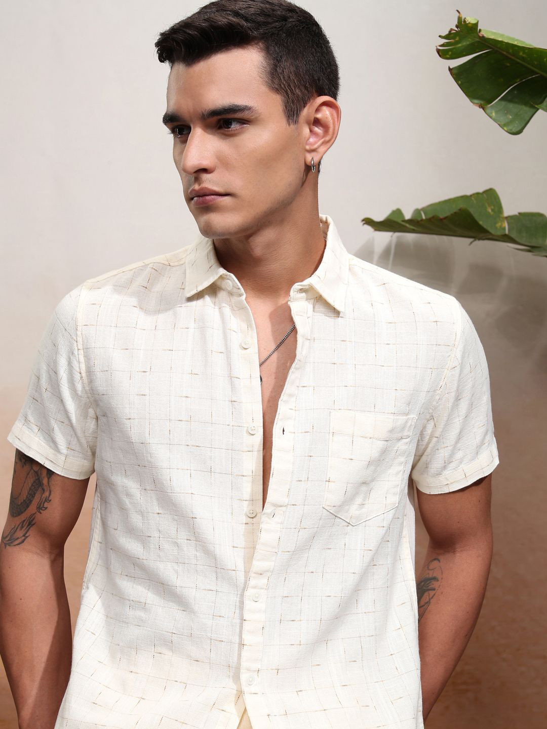 HIGHLANDER Men Cream Special Yarn Dobby Textured Checked Regular Fit Shirt