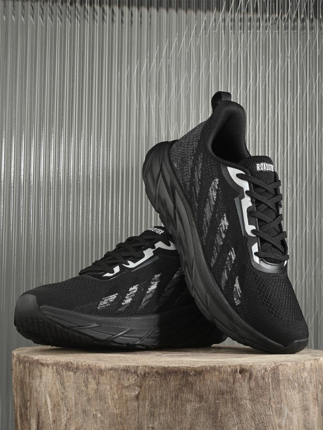 The Roadster Lifestyle Co Men Flyknit Running Walking Training Outdoor Lace Up Sports Shoe