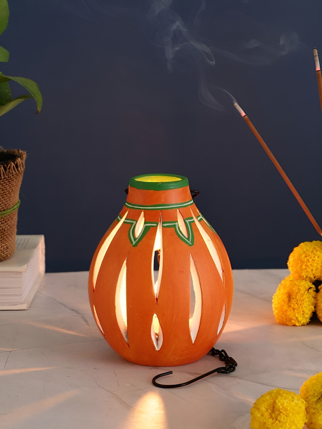 VarEesha Orange & Green Candle Holder