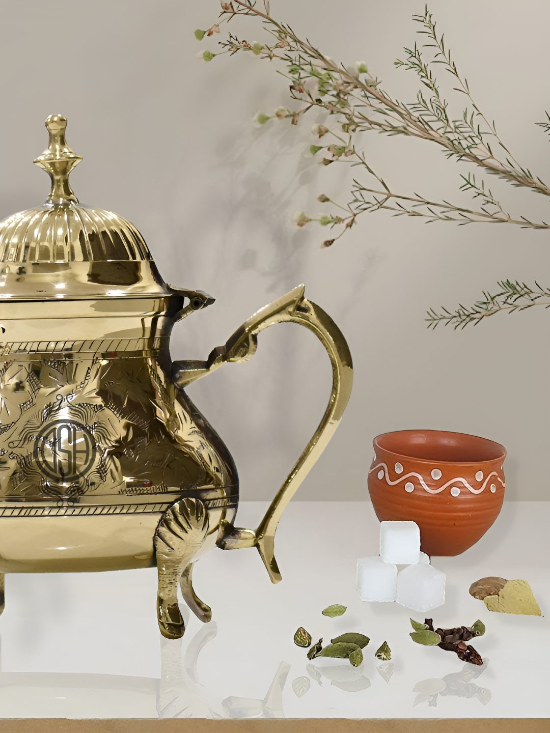 DSH Crafting Your Curiosity Gold Toned Textured Glossy Brass Kettle