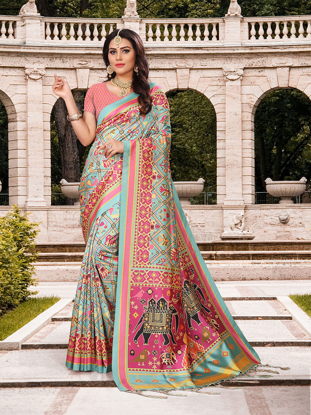 Kaizen TEXO FAB Ethnic Motifs  Patola Saree