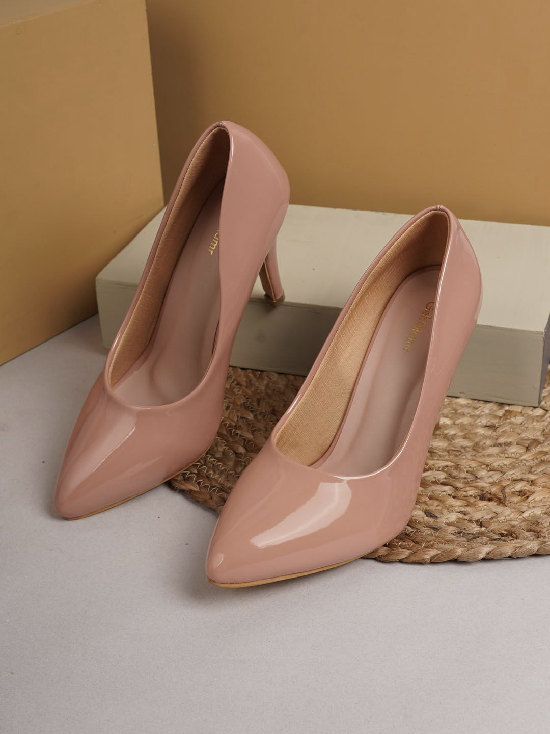 Get Glamr Solid Slim Heel Pumps