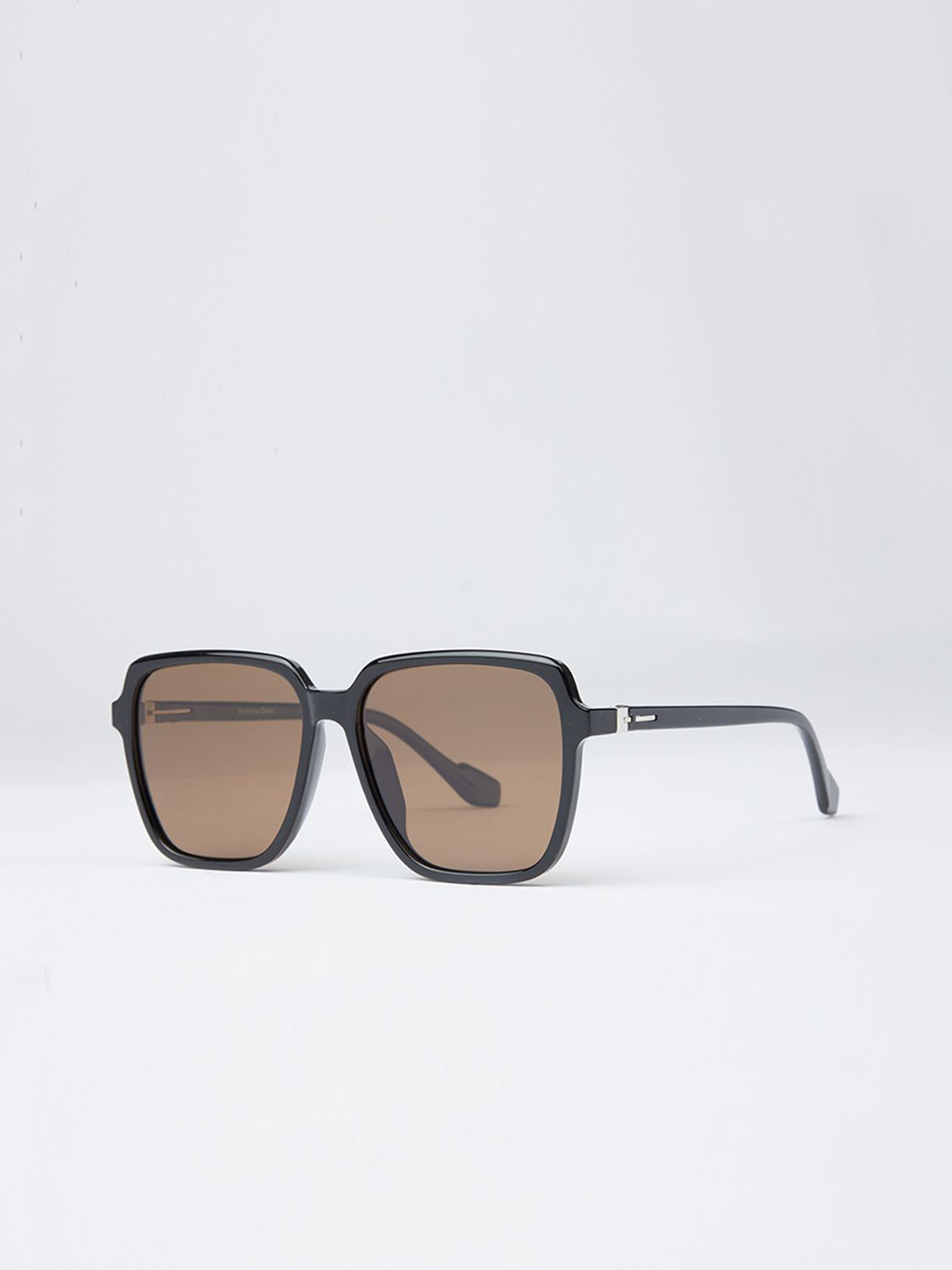 Banana Club Unisex Square Sunglasses BVP9520-Flame Tint