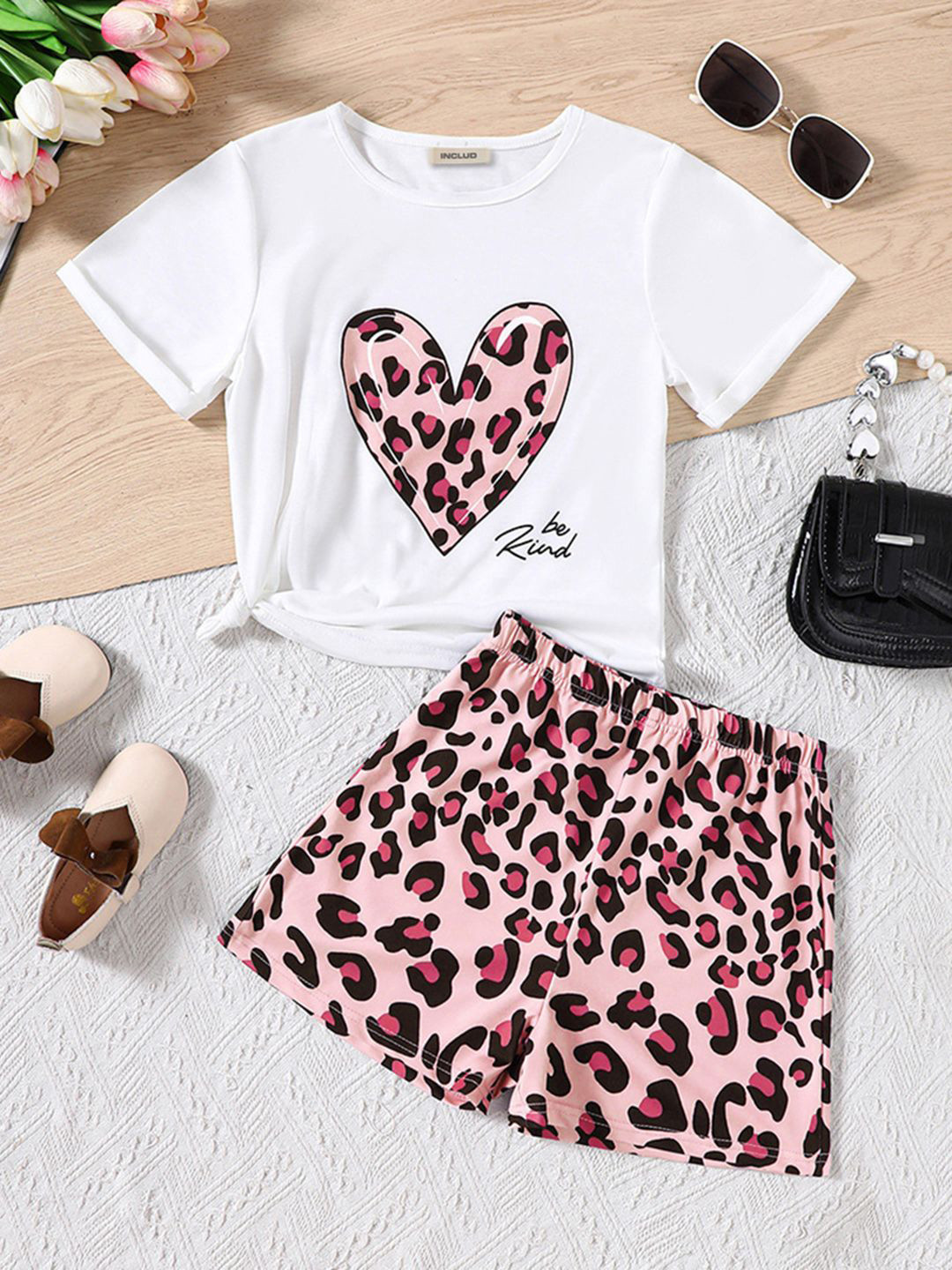 INCLUD Girls Leopard Printed Round Neck T-shirt with Shorts