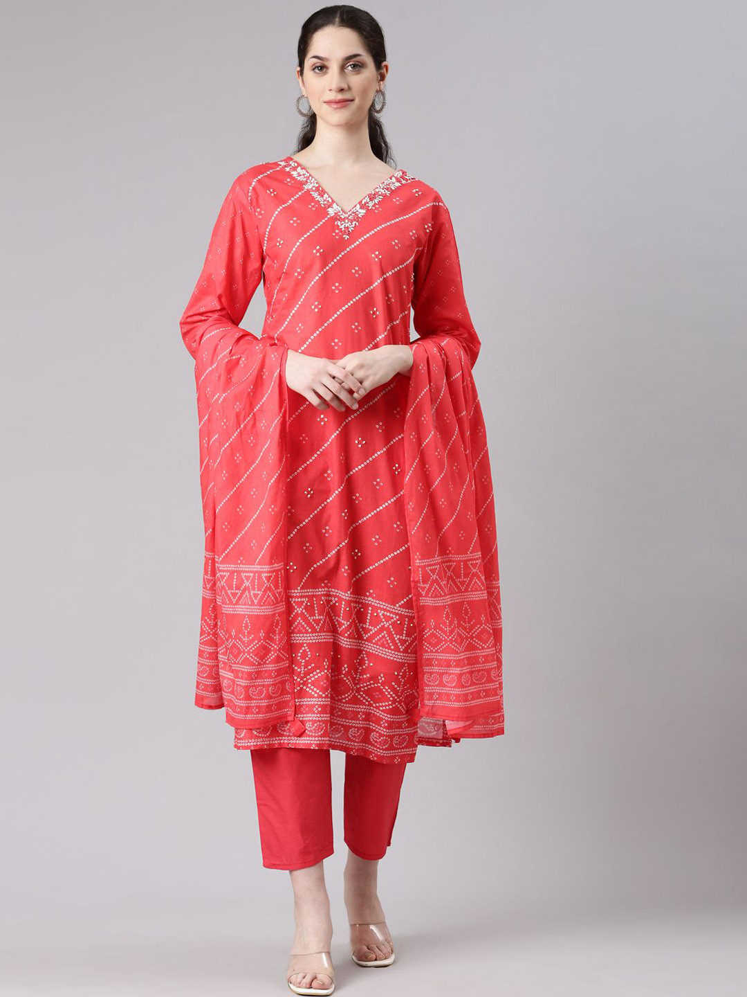 Neerus Bandhani Printed Thread Work Straight Kurta with Trousers & With Dupatta