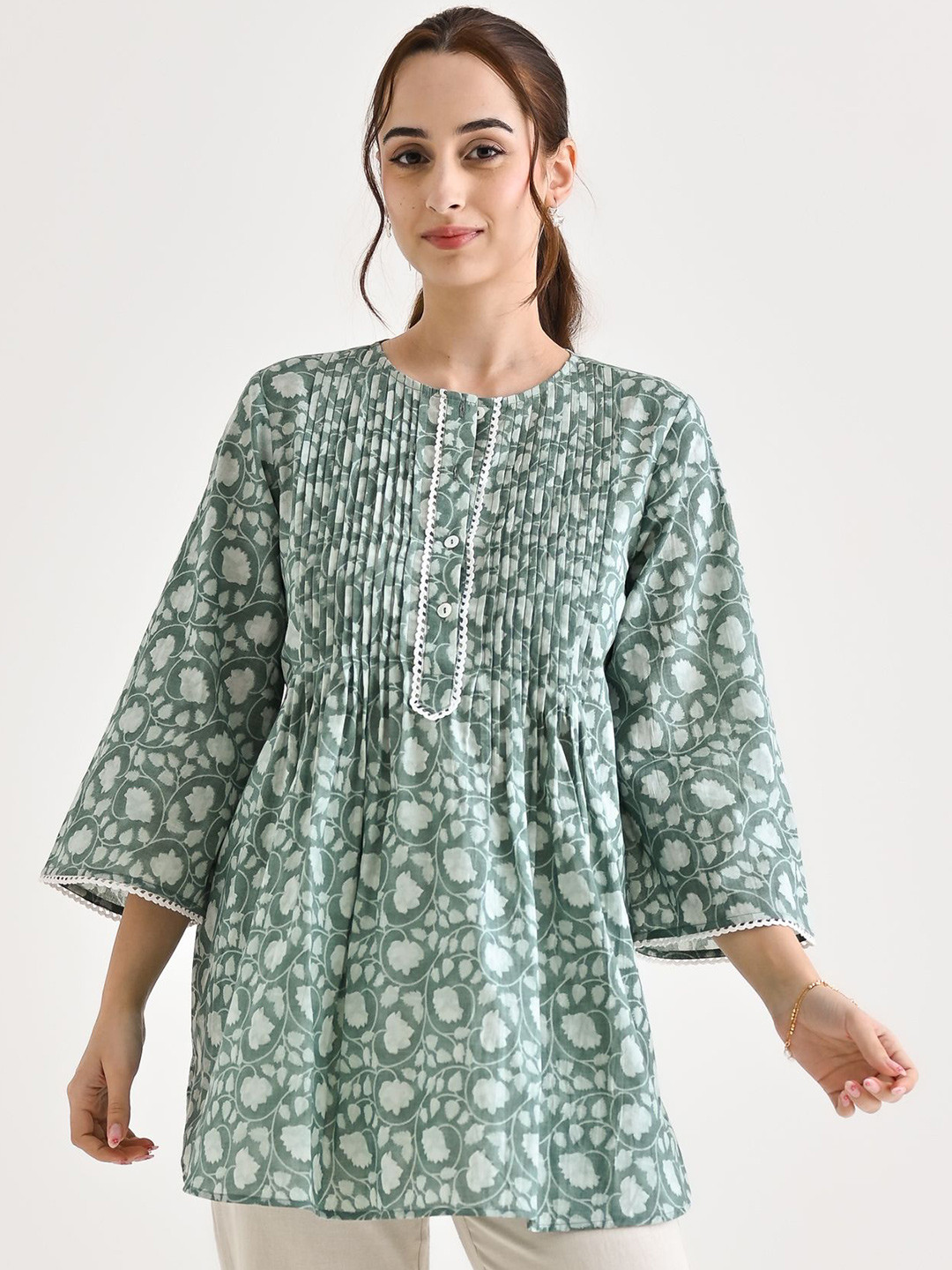 Rustorange Floral Printed Pure Cotton Kurti