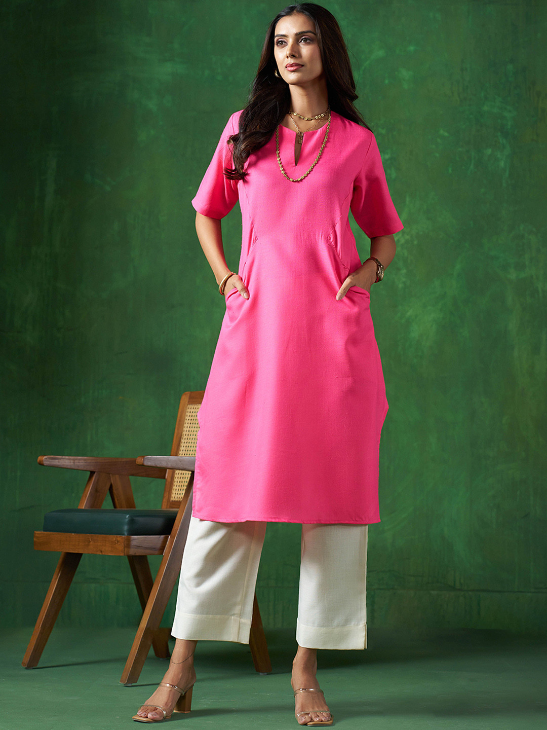 Sangria Notched Round Neck Pure Cotton Regular Kurta With Trousers