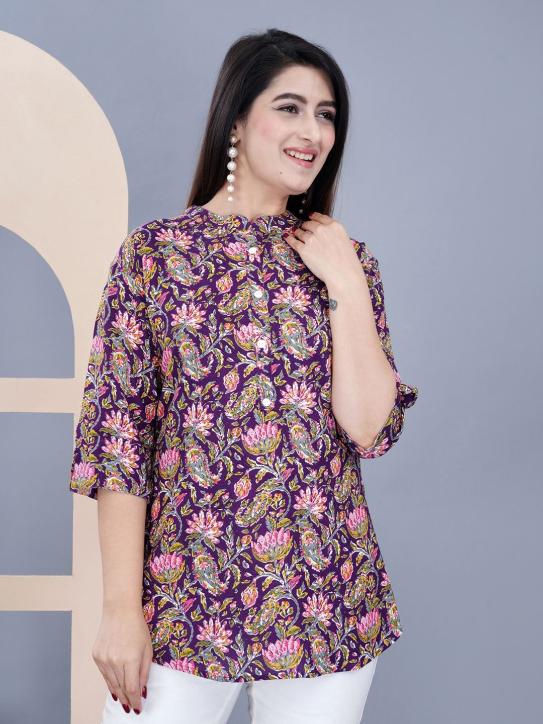 GUDWEARS Women Floral Printed Mandarin Collar  Top