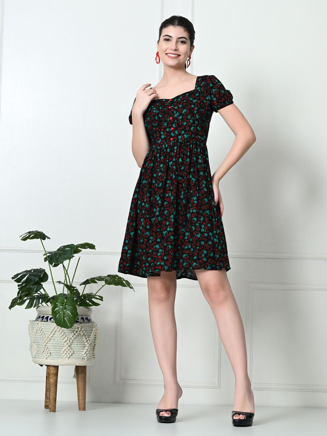 Tushita women Floral Print sweetheart neck Puff Sleeve pure polyester Empire Dress ss24