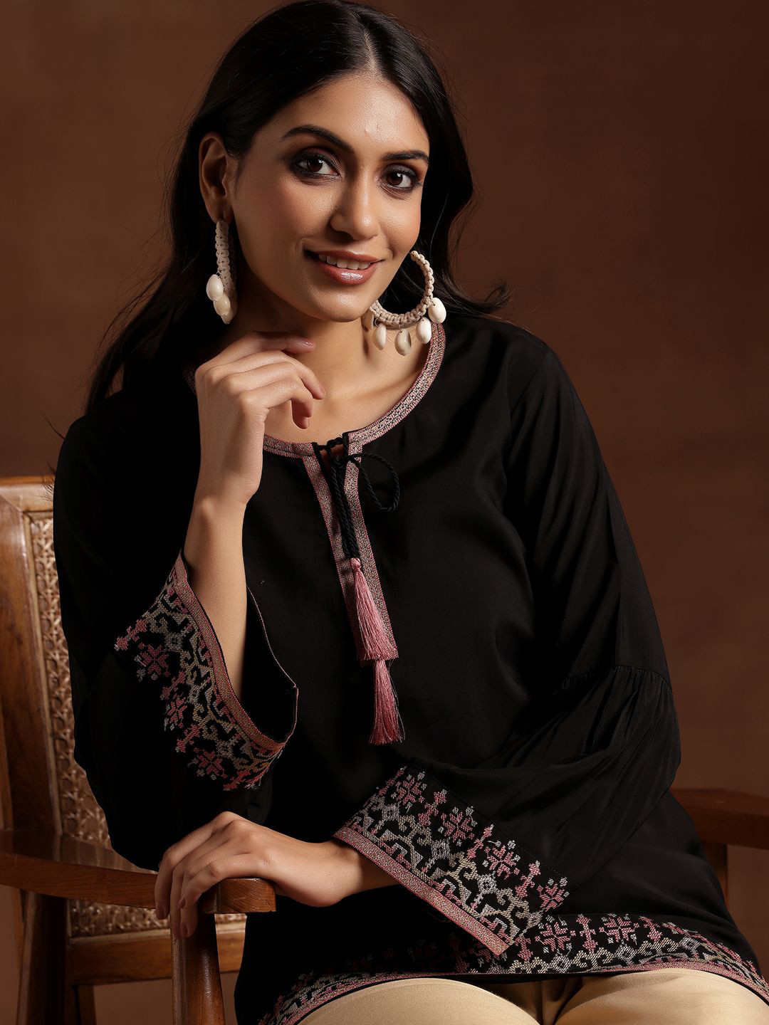 Libas Ethnic Motifs Embroidered Thread Work Thread Work Kurti