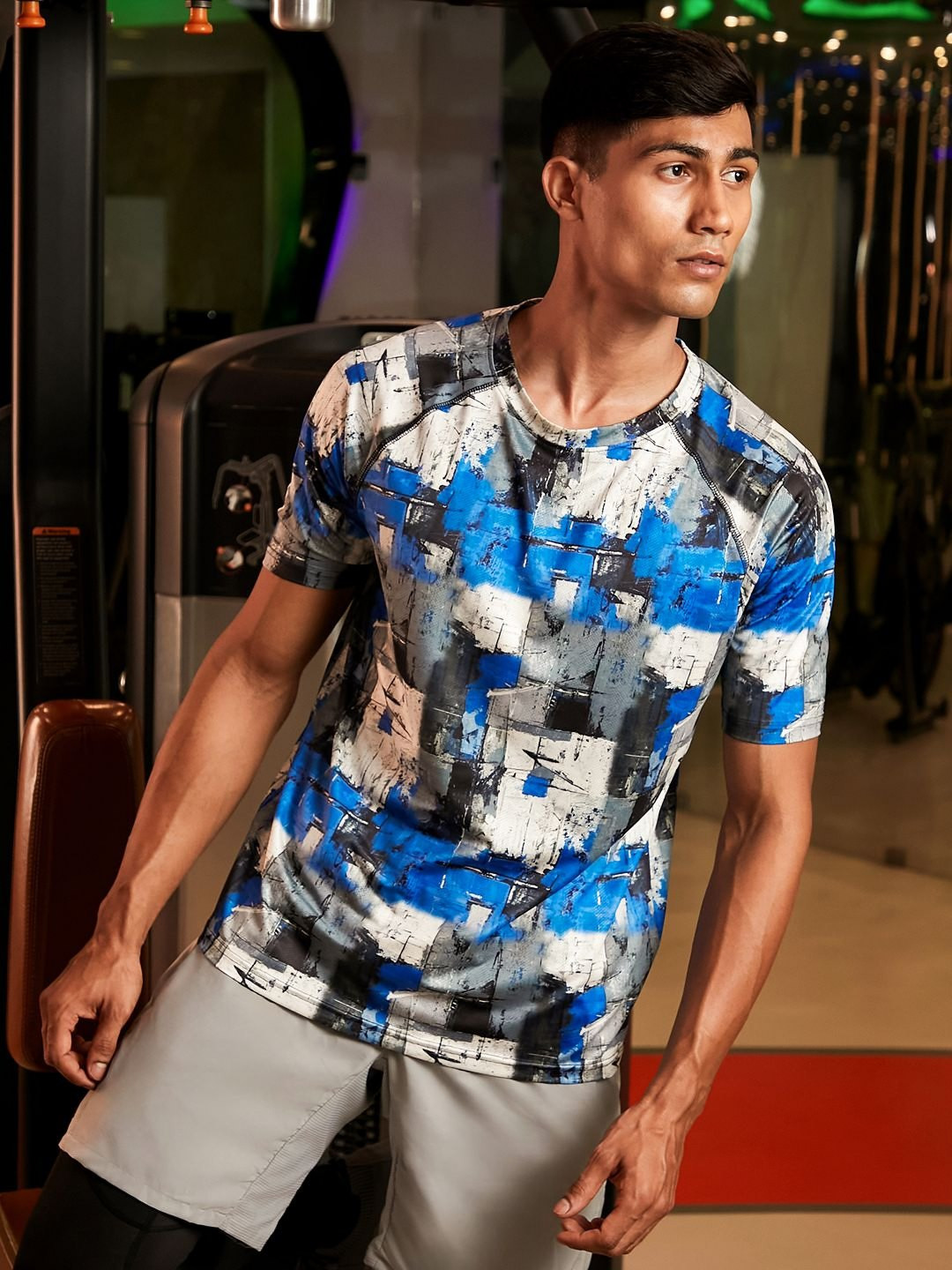 CS LIFE Men Abstract Printed Round Neck T-shirt