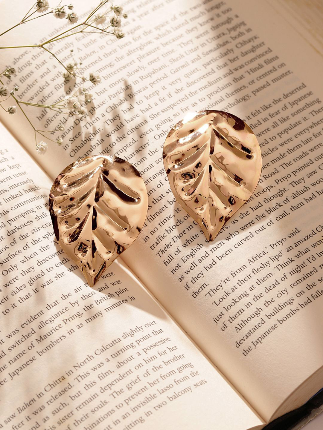 Priyaasi Gold-Plated Leaf Pattern Brass Studs Earrings