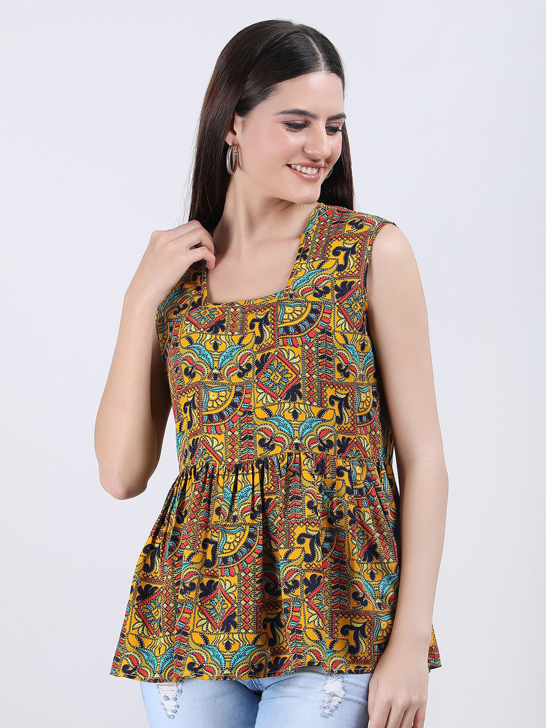 VAPPSYAM Women Abstract Printed Square Neck  Top