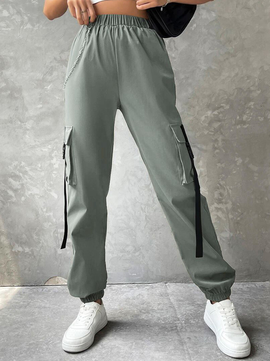 Stylecast X Slyck Solid Pattern Regular Fit Jogger