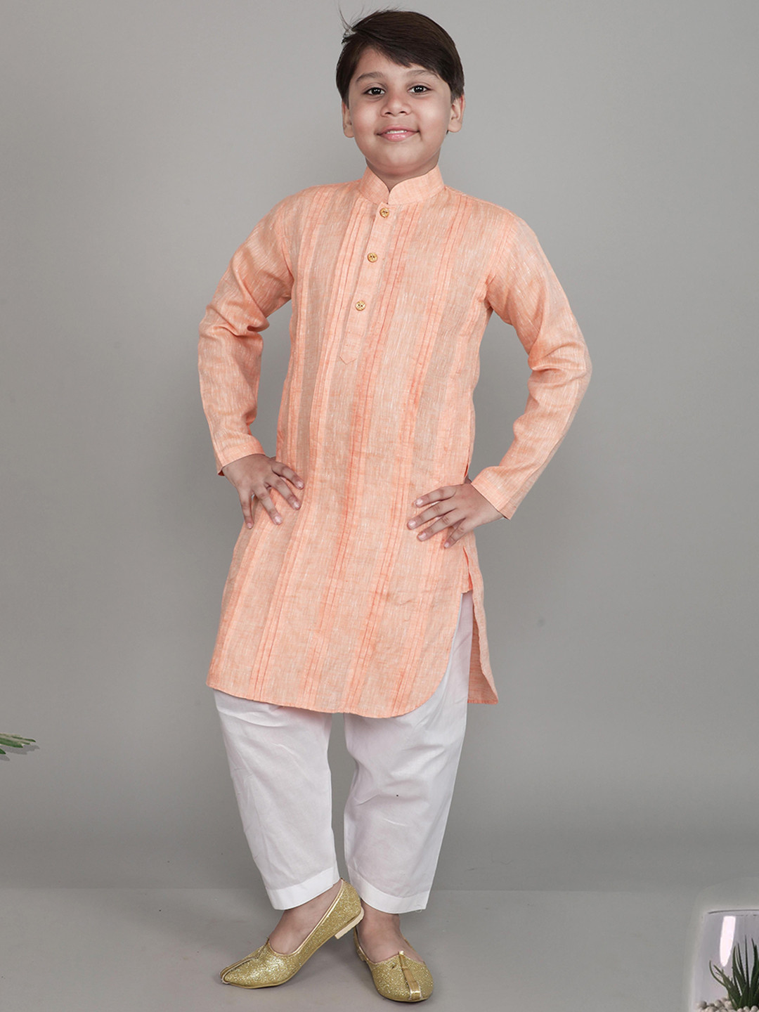 Little Clothings Boys Mandarin Collar Pleated Linen Kurta With Pyjama