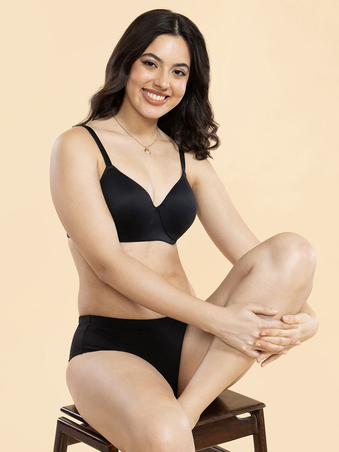 Enamor Air-Brush Soft Perfect Lift Bra With Versatile U-Shape Back F123