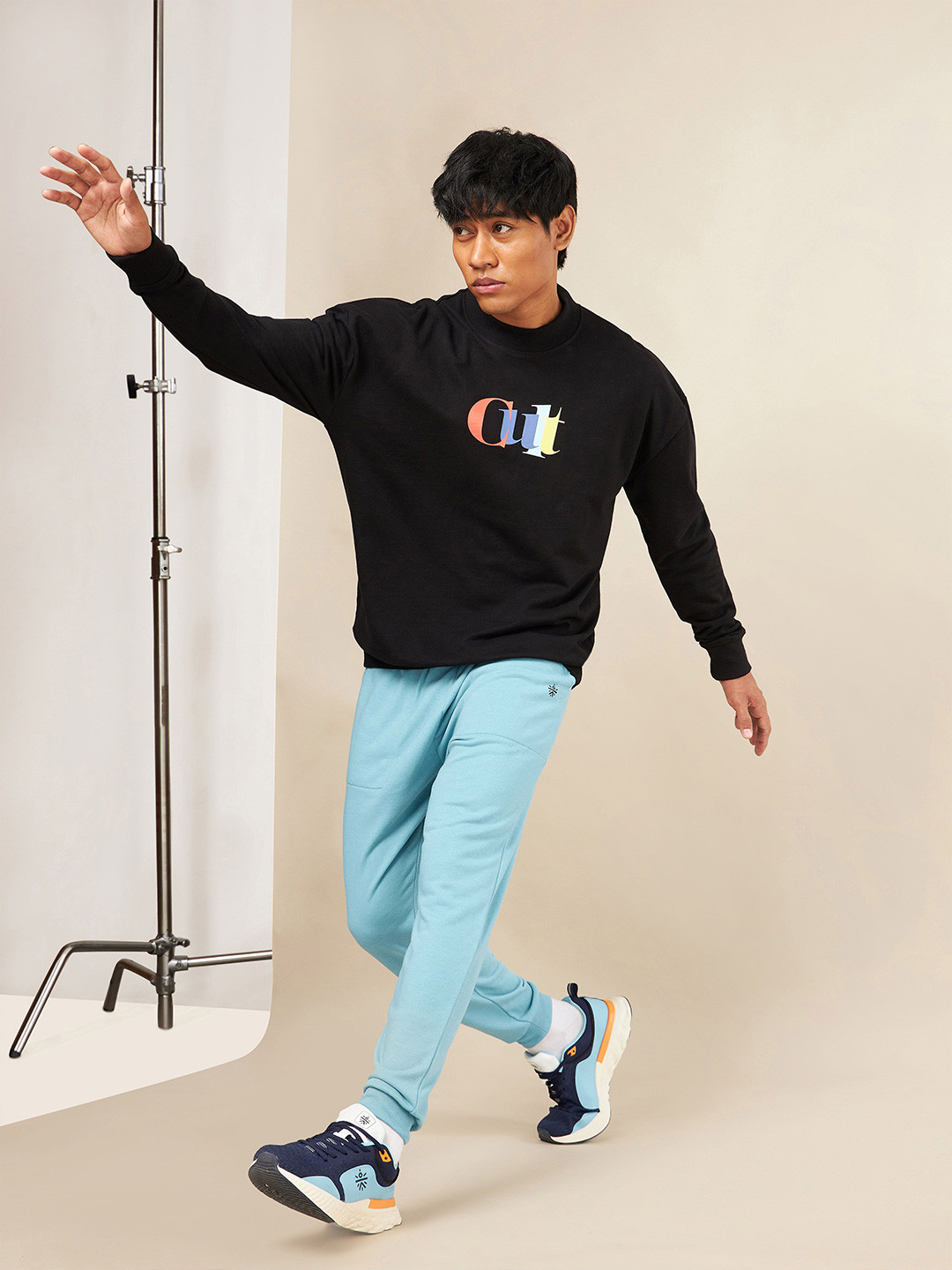 CULT Carrier Oversized Sweatshirt