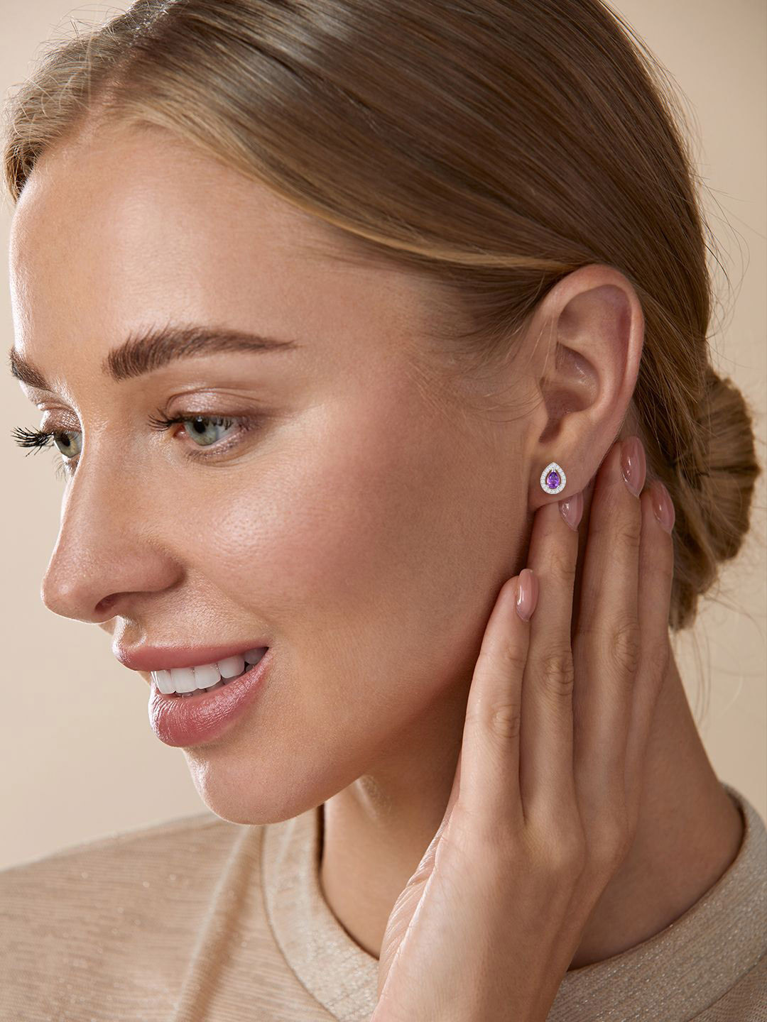 MINUTIAE Silver Plated Tear Drop Shaped Kundan Studs