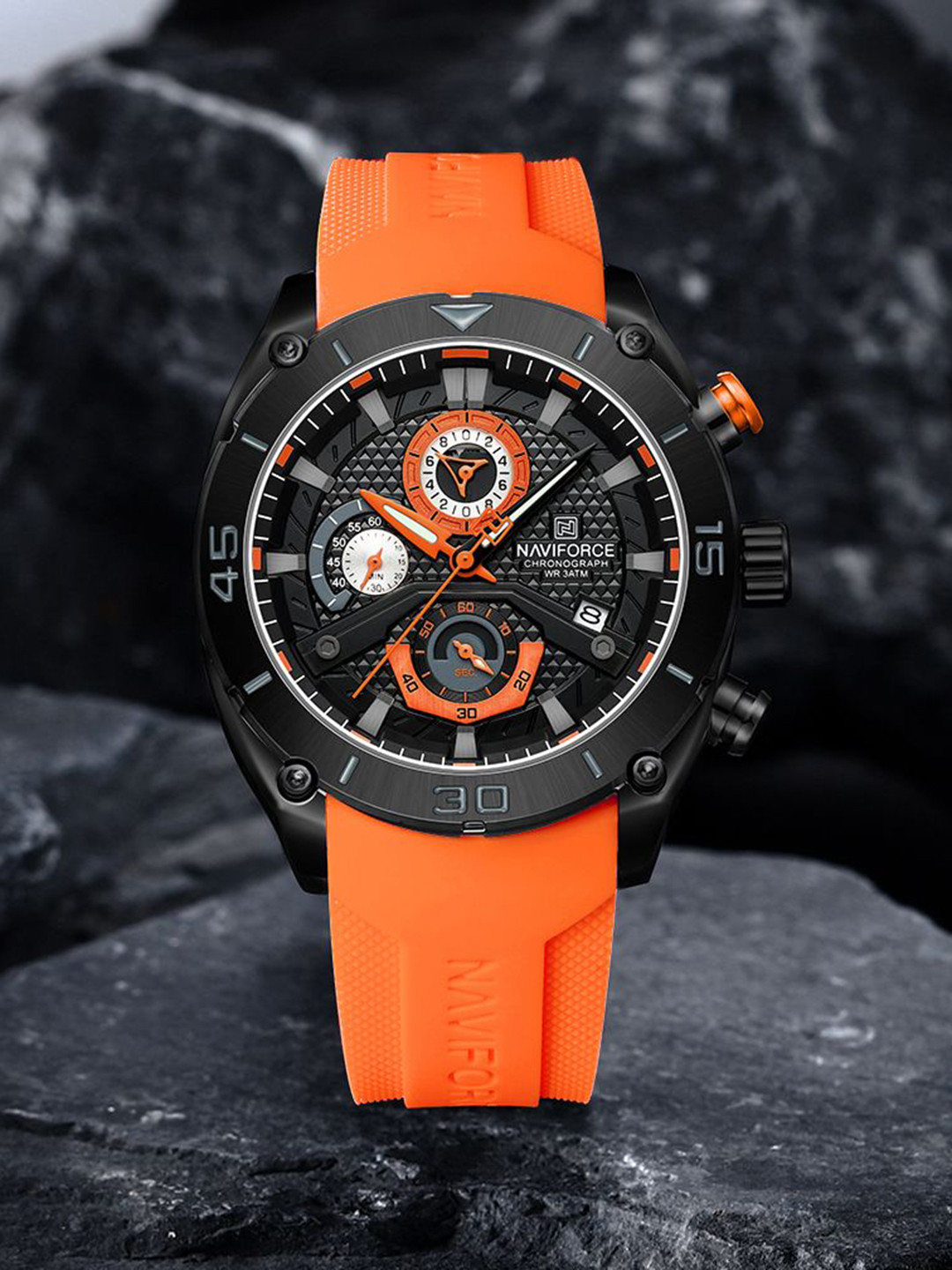 Naviforce Men Dial & Straps Analogue Multi Function Watch NF8038 BOO