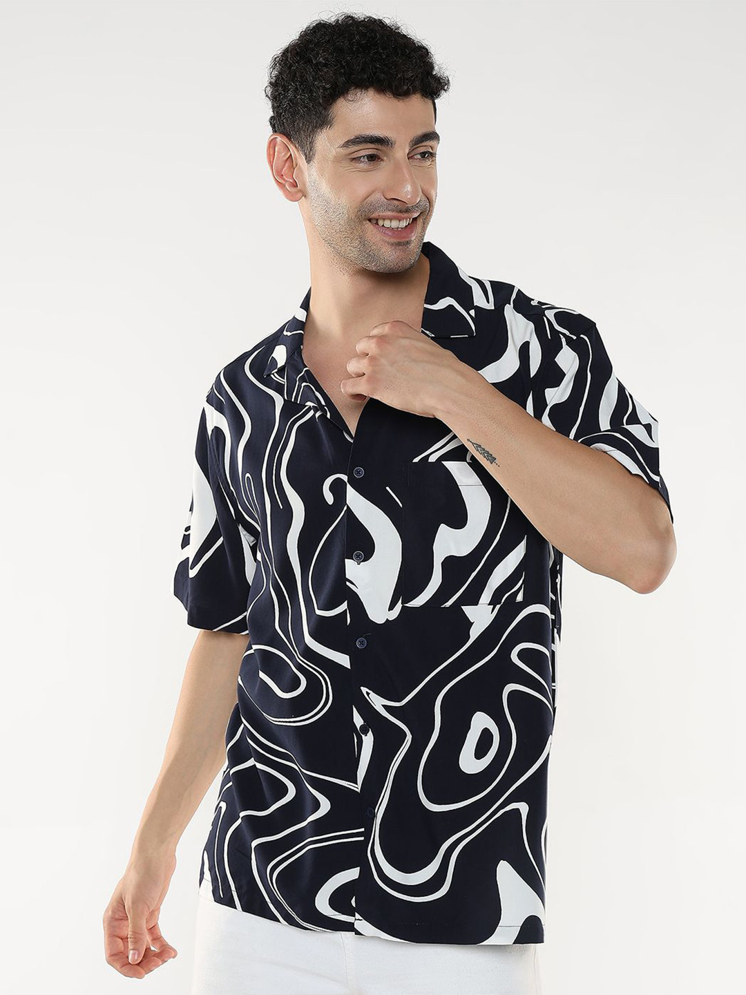 R&B Men Cuban Collar Abstract Printed Casual Shirt