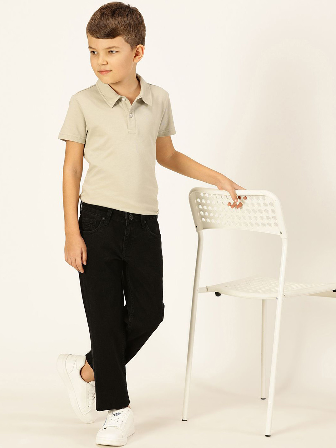 French Connection Boys Smart Tapered Fit Mid-Rise Stretchable Jeans