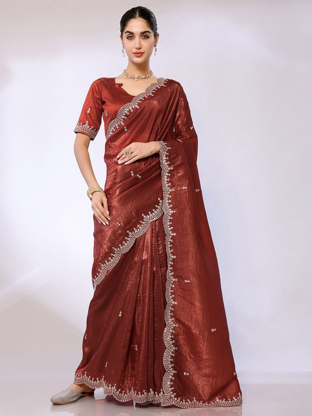 FABMORA Ethnic Motifs Embroidered Tissue Saree - Sarees for Women 30640287 | Myntra