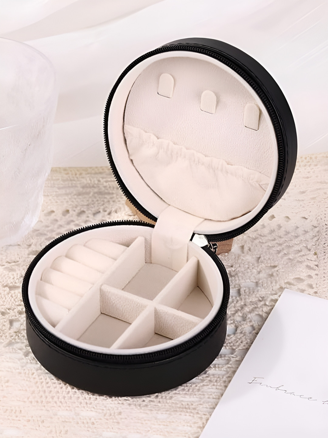 Estele Black and Beige Round Shape Regular Jewellery Organisers